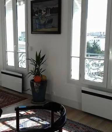 17 Avenue De L'agent Sarre דירה *