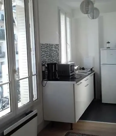 17 Avenue De L'agent Sarre דירה